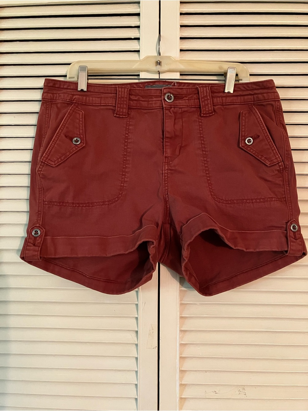 Torrid Feel the Fit size 14 Rust Cotton Stretch Jean Shorts